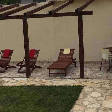 Family Friendly House With A Swimming Pool - 25391 Сasa de vacaciones