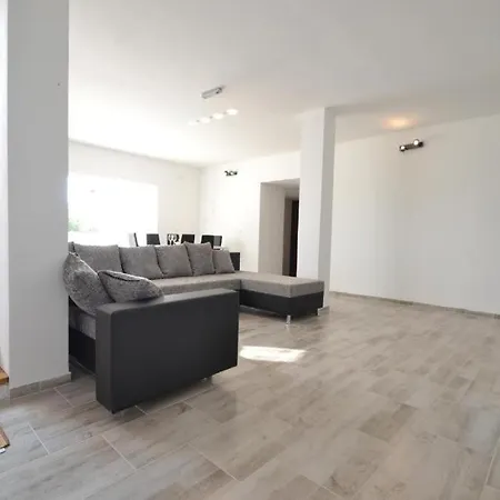 Family Friendly House With A Swimming Pool - 25391 Hébergement de vacances Zadar